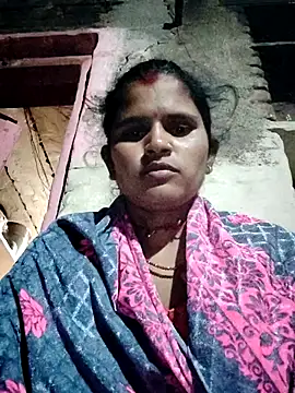 Snapshot of Sanjna_cuty chatting on 09/15/25, 04:29 Sanjna cuty online show from 09/15/25, 04:29