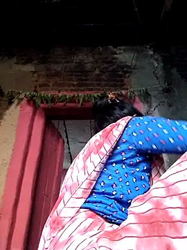 Snapshot of Sanjna_cuty chatting on 10/24/25, 03:03 Sanjna cuty online show from 10/24/25, 03:03