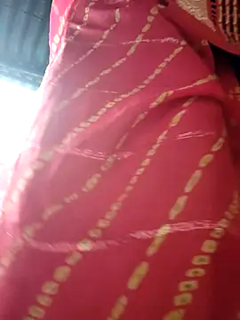 Snapshot of Sanjna_cuty chatting on 11/18/25, 01:33 Sanjna cuty online show from 11/18/25, 01:33