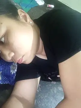 Bhabi-Hot0 online show from 04/11/26, 01:59