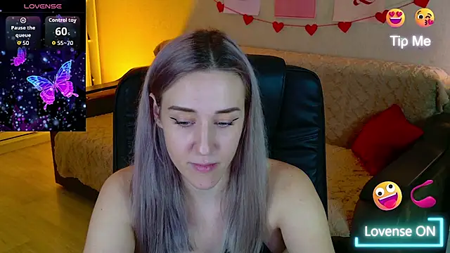 Snapshot of Free_Harmony chatting on 09/23/25, 07:39 Free Harmony online show from 09/23/25, 07:39