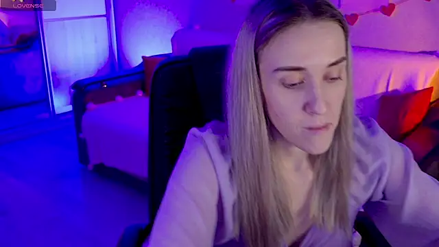 Snapshot of Free_Harmony chatting on 11/10/25, 07:02 Free Harmony online show from 11/10/25, 07:02