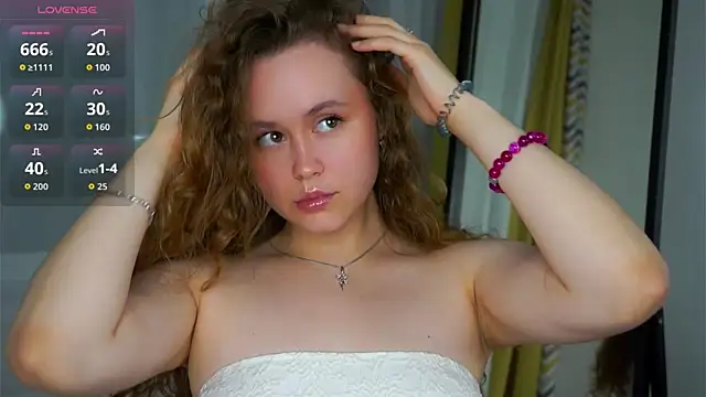 SusannaScholler online show from 10/16/25, 06:31