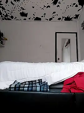 oxxy jean online show from 06/16/26, 12:19