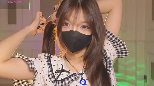      Panda      online show from 03/12/26, 08:04