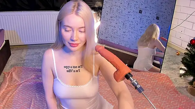 Lillie Berry online show from 02/11/26, 04:50