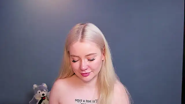 Lillie Berry online show from 04/14/26, 05:35