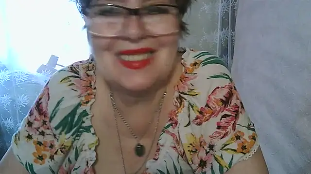Snapshot of VeronicaGold511 chatting on 07/08/26, 06:51 VeronicaGold511 online show from 07/08/26, 06:51