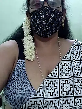 Snapshot of sweet-lotus chatting on 09/12/25, 05:18 sweet-lotus online show from 09/12/25, 05:18