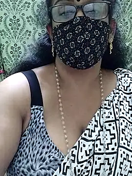 Snapshot of sweet-lotus chatting on 09/12/25, 05:24 sweet-lotus online show from 09/12/25, 05:24