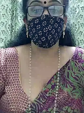 Snapshot of sweet-lotus chatting on 09/17/25, 05:03 sweet-lotus online show from 09/17/25, 05:03