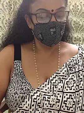 Snapshot of sweet-lotus chatting on 09/20/25, 05:19 sweet-lotus online show from 09/20/25, 05:19