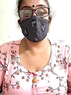 Snapshot of sweet-lotus chatting on 09/25/25, 12:53 sweet-lotus online show from 09/25/25, 12:53