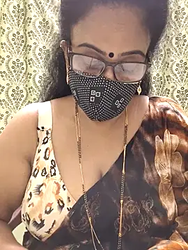 Snapshot of sweet-lotus chatting on 09/28/25, 04:34 sweet-lotus online show from 09/28/25, 04:34