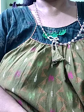 Snapshot of sweet-lotus chatting on 09/30/25, 05:56 sweet-lotus online show from 09/30/25, 05:56