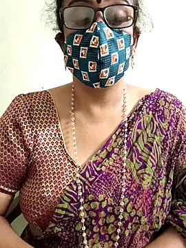 Snapshot of sweet-lotus chatting on 10/07/25, 06:10 sweet-lotus online show from 10/07/25, 06:10