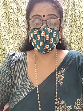 Snapshot of sweet-lotus chatting on 10/09/25, 04:49 sweet-lotus online show from 10/09/25, 04:49