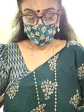 Snapshot of sweet-lotus chatting on 10/10/25, 05:39 sweet-lotus online show from 10/10/25, 05:39