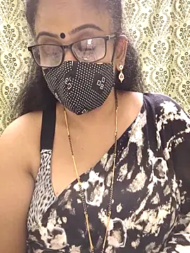 Snapshot of sweet-lotus chatting on 10/10/25, 05:45 sweet-lotus online show from 10/10/25, 05:45