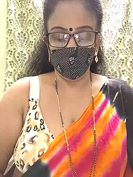 Snapshot of sweet-lotus chatting on 10/16/25, 07:04 sweet-lotus online show from 10/16/25, 07:04