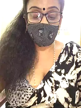 Snapshot of sweet-lotus chatting on 11/02/25, 11:34 sweet-lotus online show from 11/02/25, 11:34