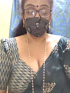 Snapshot of sweet-lotus chatting on 11/09/25, 05:11 sweet-lotus online show from 11/09/25, 05:11