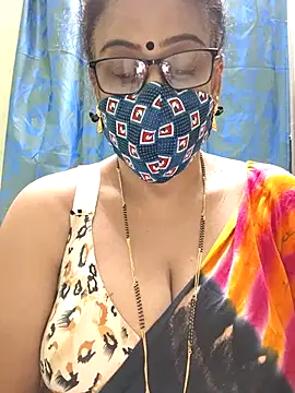 Snapshot of sweet-lotus chatting on 11/12/25, 05:02 sweet-lotus online show from 11/12/25, 05:02