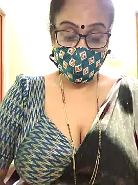 Snapshot of sweet-lotus chatting on 11/13/25, 08:13 sweet-lotus online show from 11/13/25, 08:13