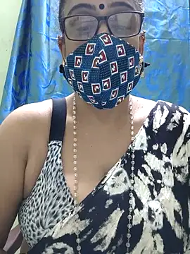 Snapshot of sweet-lotus chatting on 11/15/25, 04:36 sweet-lotus online show from 11/15/25, 04:36