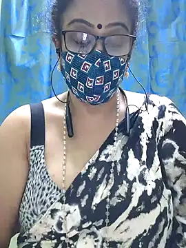 Snapshot of sweet-lotus chatting on 11/26/25, 04:19 sweet-lotus online show from 11/26/25, 04:19