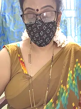 Snapshot of sweet-lotus chatting on 12/04/25, 04:00 sweet-lotus online show from 12/04/25, 04:00