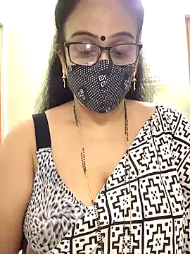 sweet-lotus online show from 12/22/25, 03:25