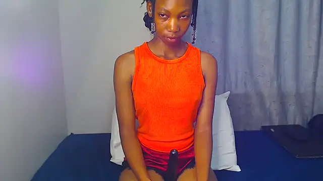 Snapshot of JuicyAdiction chatting on 08/03/26, 01:05 JuicyAdiction online show from 08/03/26, 01:05