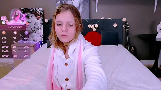 Snapshot of Enrujuvu_Vanpaia chatting on 09/12/25, 08:31 Enrujuvu Vanpaia online show from 09/12/25, 08:31