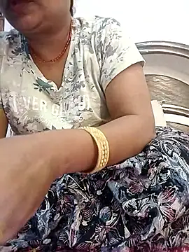 Cute-Janvi20 online show from 09/19/25, 06:19