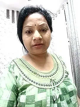 Snapshot of Cute-Janvi20 chatting on 03/08/26, 03:32 Cute-Janvi20 online show from 03/08/26, 03:32