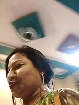 Snapshot of Cute-Janvi20 chatting on 03/25/26, 03:29 Cute-Janvi20 online show from 03/25/26, 03:29