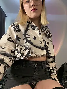 Cherry   Blossom online show from 12/01/25, 09:14