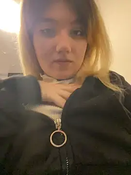 Cherry   Blossom online show from 04/04/26, 01:52