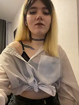 Cherry   Blossom online show from 04/13/26, 02:33