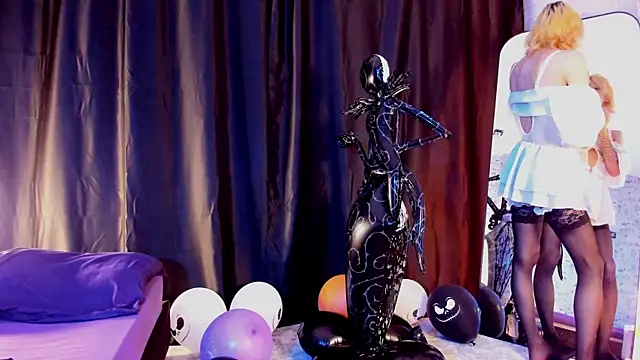 Snapshot of Anjela_Botton chatting on 10/30/25, 07:25 Anjela Botton online show from 10/30/25, 07:25