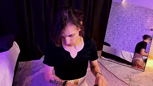 Snapshot of Anjela_Botton chatting on 11/13/25, 06:40 Anjela Botton online show from 11/13/25, 06:40