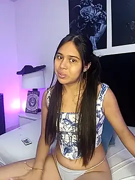 VioletaBliss1 online show from 10/17/25, 12:08