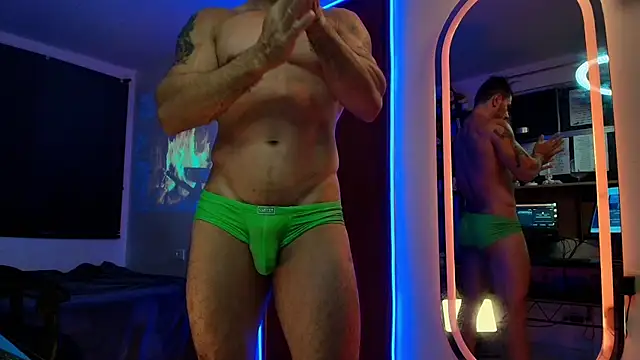 Snapshot of jessidx chatting on 10/05/25, 10:35 jessidx online show from 10/05/25, 10:35