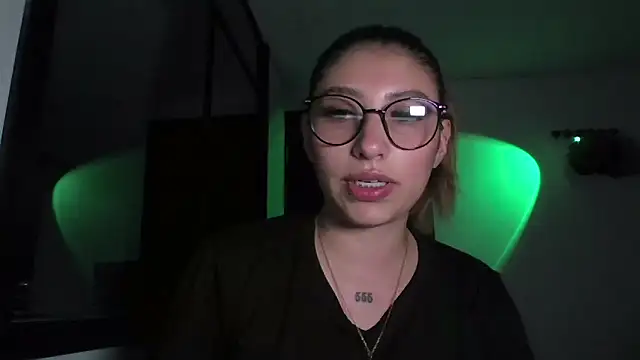 AriaBliss- online show from 11/11/25, 05:07