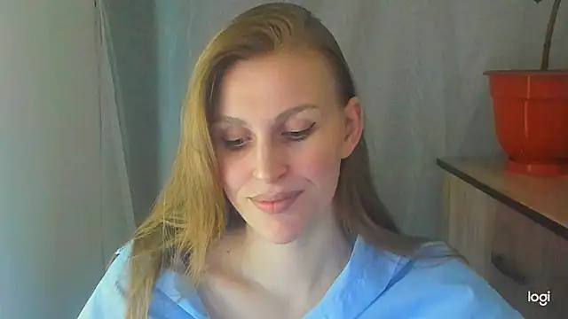 JuliaMuuun online show from 06/01/26, 07:59