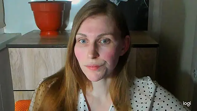 JuliaMuuun online show from 07/13/26, 07:49