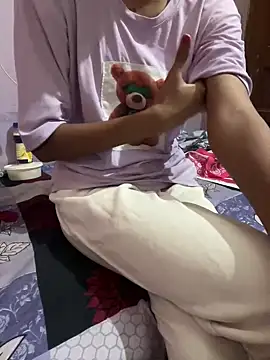 Snapshot of Sandhya_77 chatting on 09/30/25, 05:23 Sandhya 77 online show from 09/30/25, 05:23