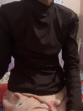 Snapshot of Sandhya_77 chatting on 11/04/25, 05:28 Sandhya 77 online show from 11/04/25, 05:28