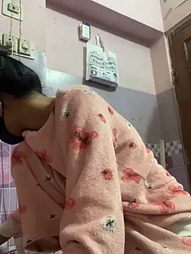 Snapshot of Sandhya_77 chatting on 11/28/25, 05:10 Sandhya 77 online show from 11/28/25, 05:10